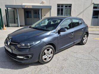 2015-renault-megane-1435523-46207035