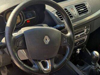 2015-renault-megane-1435523-46207049