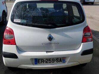 2009-renault-twingo-1435529-46207070