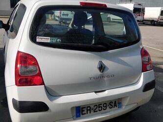 2009-renault-twingo-1435529-46207077