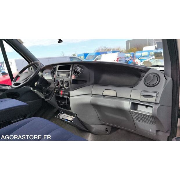 2007 Iveco 35S12-46207101