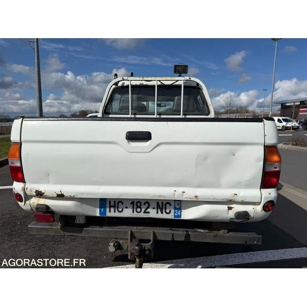 2001 MITSUBISHI L200-46207185