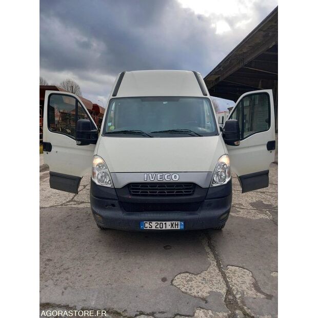 2013 Iveco 35C15-46207189