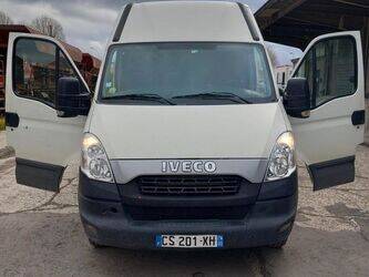 2013-iveco-35c15-1435540-46207189
