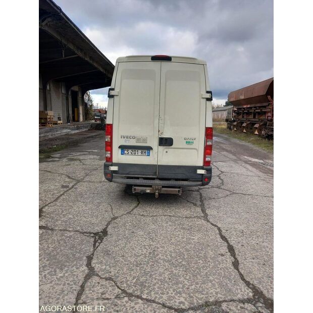 2013 Iveco 35C15-46207190