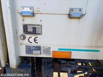 2010-renault-maxity-1435550-46207306