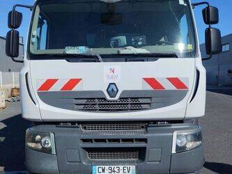 2013-renault-premium-1435557-46207315