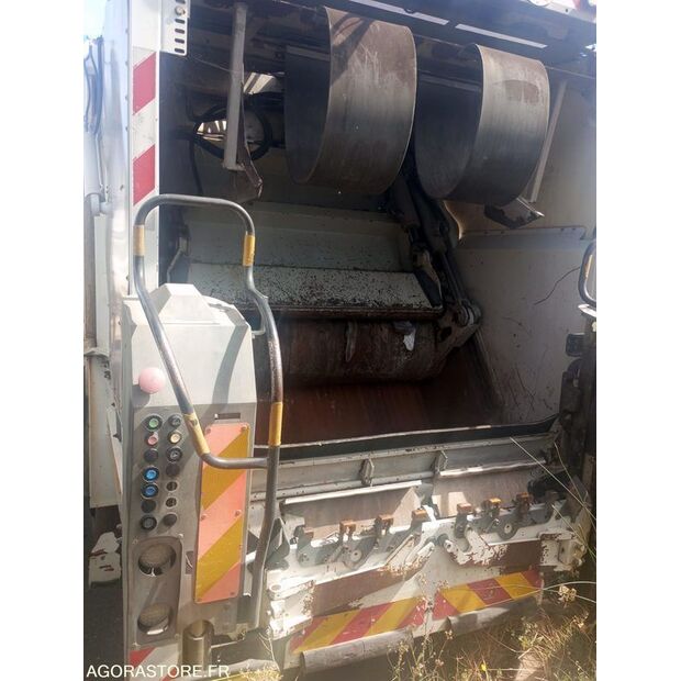 2013 Renault PREMIUM-46207319