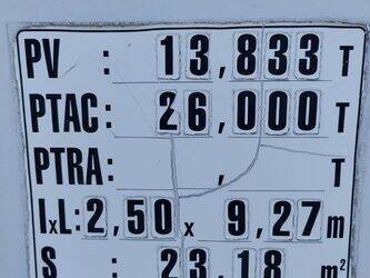 2013-renault-premium-1435557-46207323