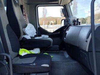 2013-renault-premium-1435557-46207324