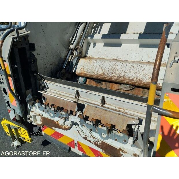 2013 Renault PREMIUM-46207325