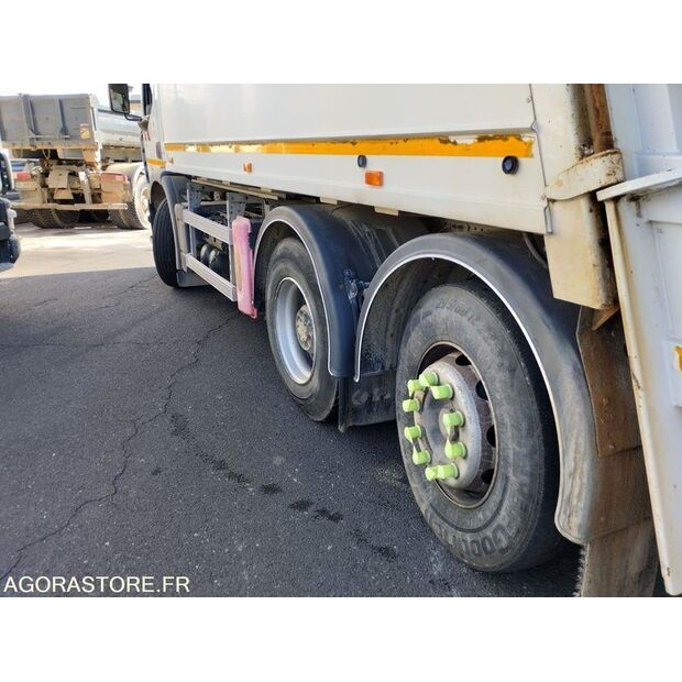 2013 Renault PREMIUM-46207329