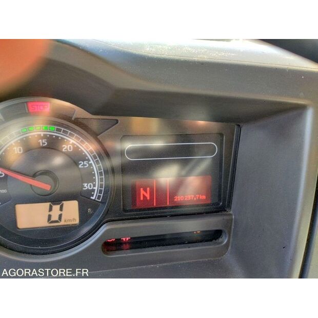 2013 Renault PREMIUM-46207330