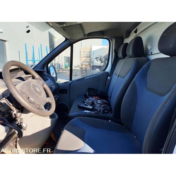 2011 Renault Trafic-46207335