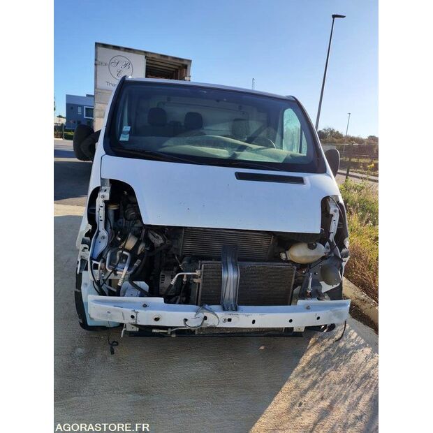 2011 Renault Trafic-46207336