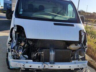 2011-renault-trafic-1435558-46207336