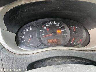 2012-renault-master-1435563-46207364