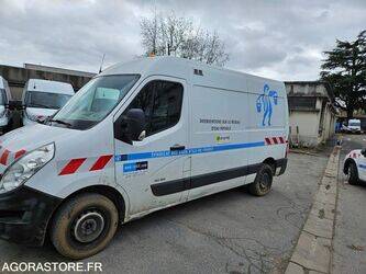 2013-renault-master-1435568-46207379