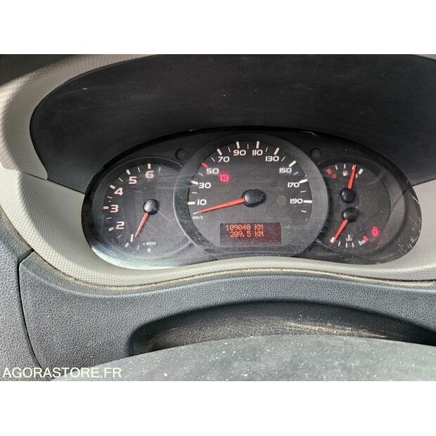 2013 Renault Master-46207382