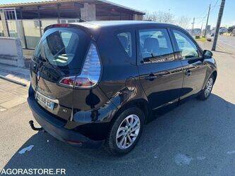 2013-renault-scenic-46207399