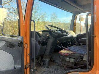 2002-mercedes-benz-1018-1435579-46207429