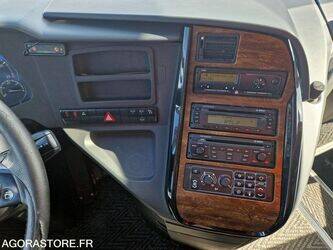 2015-mercedes-benz-travego-1435599-46207808