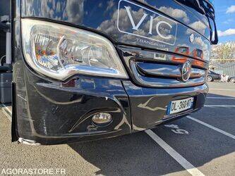 2014-mercedes-benz-travego-1435600-46207833