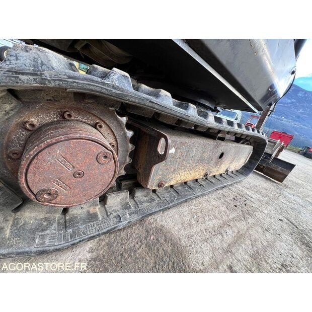 2015 فولفو EC18C-46207973