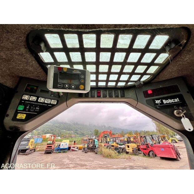 2005 BOBCAT S130-46208003