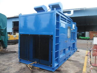 2009-me-me25thmw3d-46208051