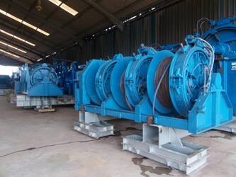 2009-me-me25thmw3d-46208054