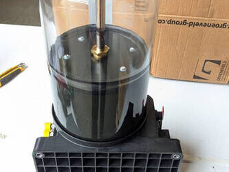 groeneveld-greasepump-twin-3-1-24v-46209028