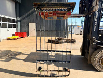 2017-caterpillar-320f-1435969-46209351