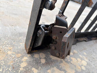 caterpillar-320f-1435972-46209383