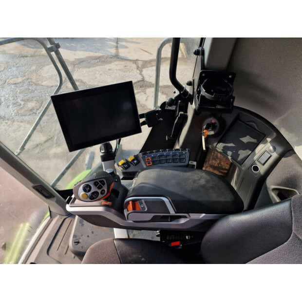 2022 CLAAS LEXION 8700-46209647