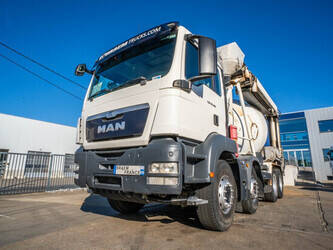 2013-man-tgs-32-360-1436016-46209888