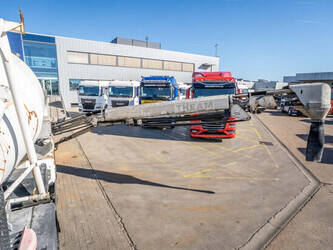 2013-man-tgs-32-360-1436016-46209889