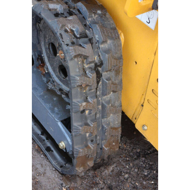 2025 Infront YF480-46210541