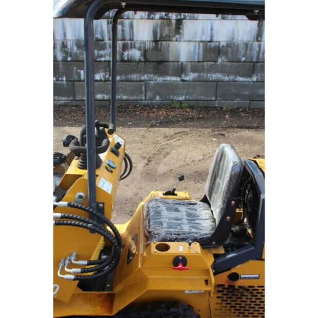 2025 Infront YF480-46210545