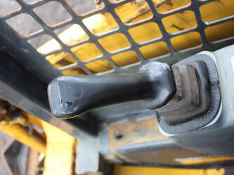 2018-komatsu-sk510-46210638