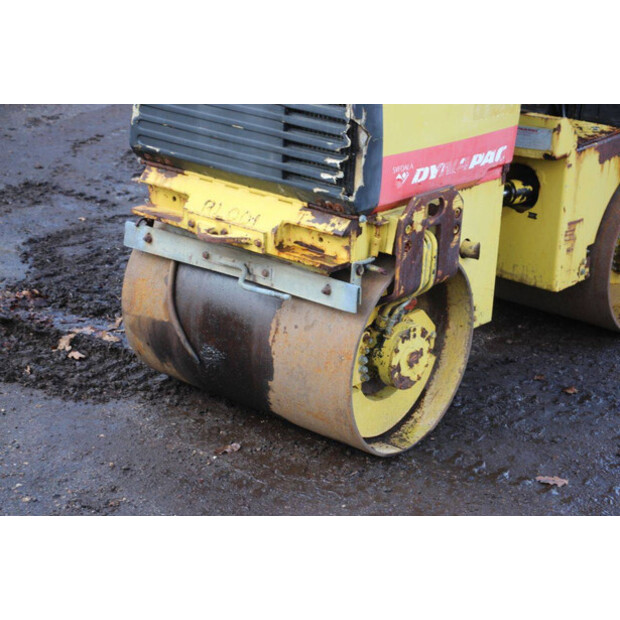 2000 DYNAPAC CC82-46210765