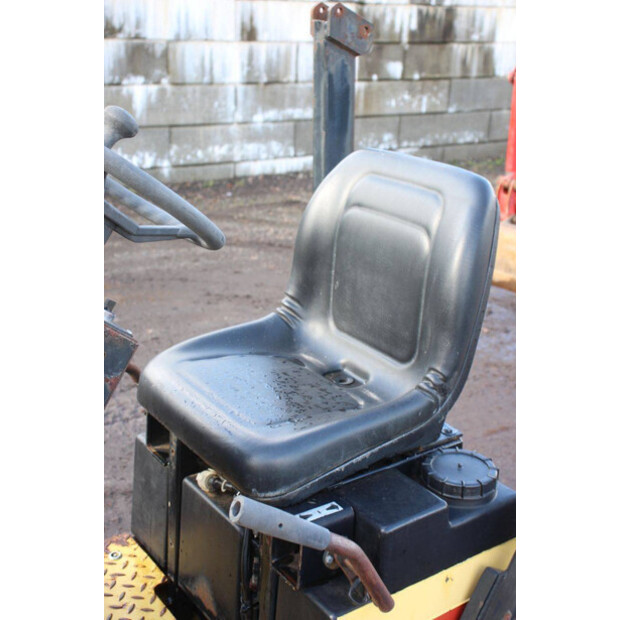 2000 DYNAPAC CC82-46210780