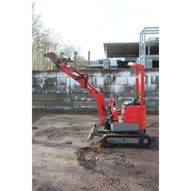 2017 BOBCAT E08-46210811