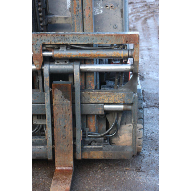 2004 Linde E20P-02-46210915