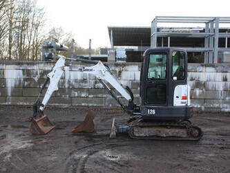 2015-bobcat-e26-1436058-46211017