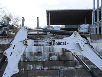 2015-bobcat-e26-1436058-46211026