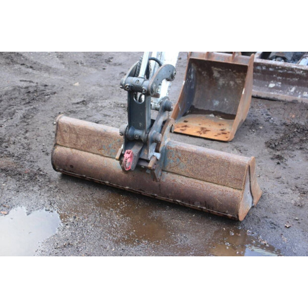 2015 BOBCAT E26-46211034