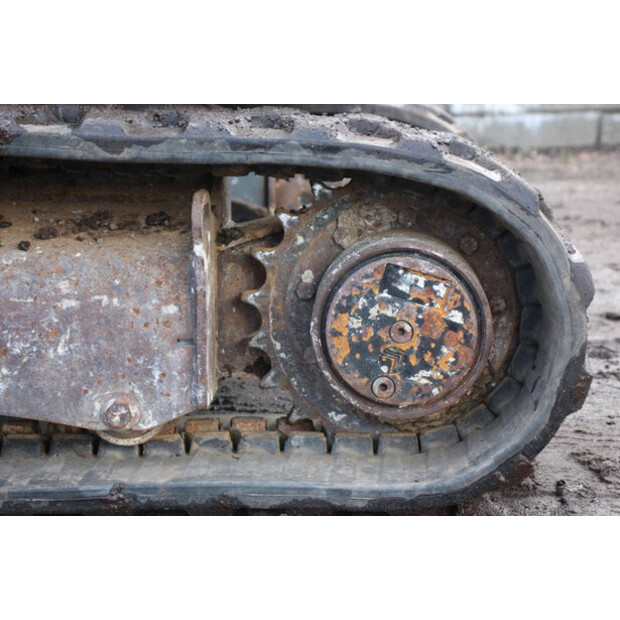 2015 BOBCAT E26-46211038