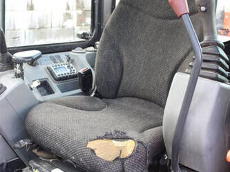 2015-bobcat-e26-1436058-46211042