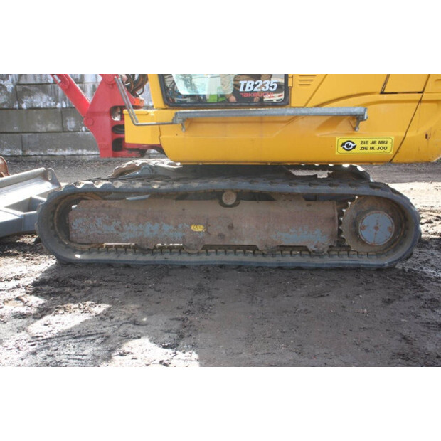 2014 TAKEUCHI TB235-46211186